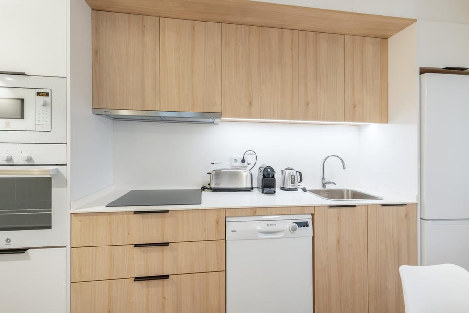 Kitchen or kitchenette, Living room