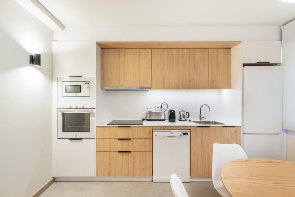 Kitchen or kitchenette, Living room