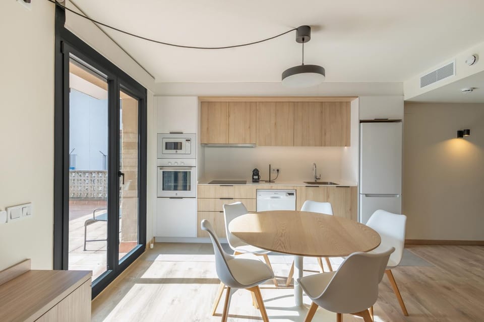 Property building, Kitchen or kitchenette, Living room