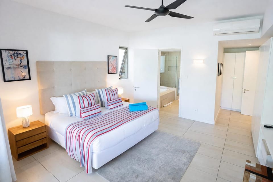 Bedroom, air conditioner