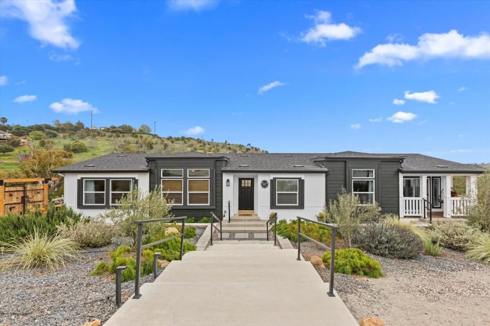 Avocado Akres Awaits Near Monserate Winery House in Fallbrook