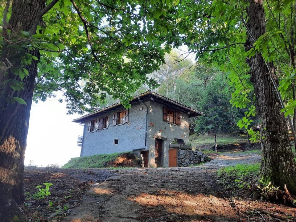 Il Castagneto di Carmen House in Lombardy