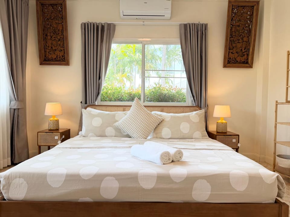Bed, Bedroom, wardrobe