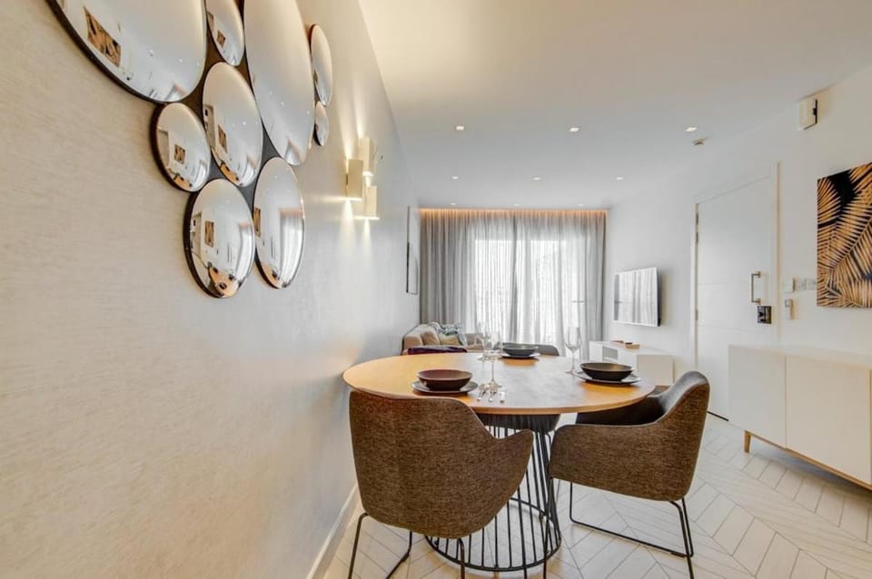 One Bed - Spinola Bay Views in Paceville St Julians Apartment in Saint Julians