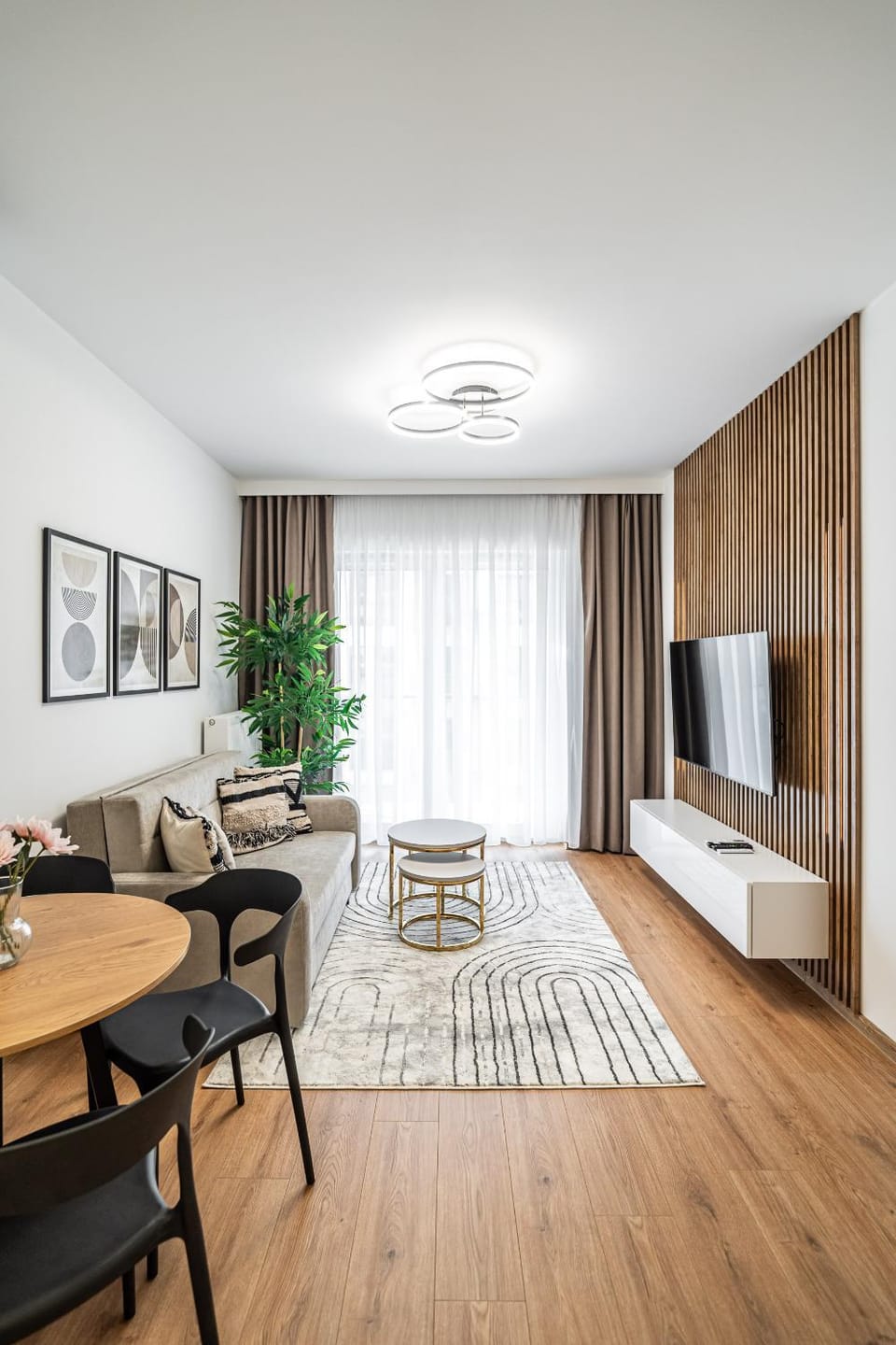 TV and multimedia, Living room, Seating area