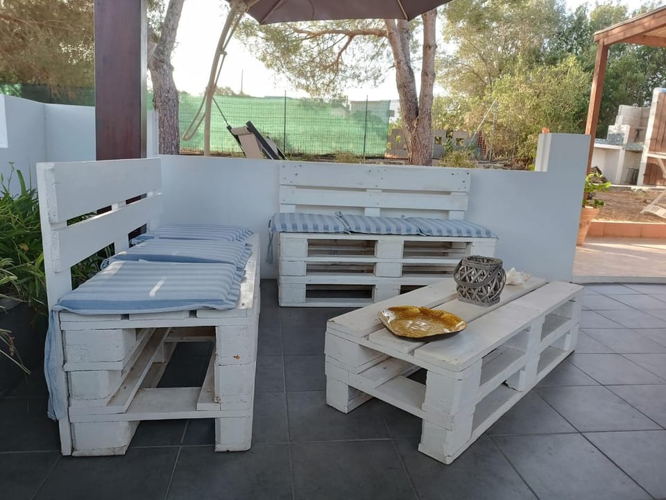 A Ca' Du Checchin House in Carloforte