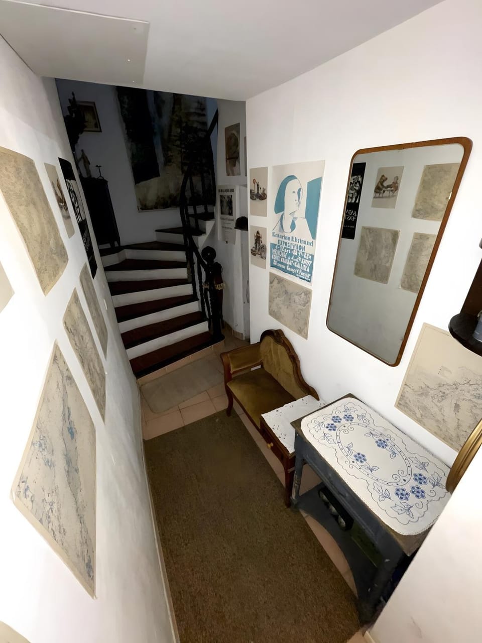Property building, Living room