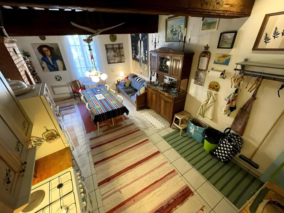 Property building, Living room