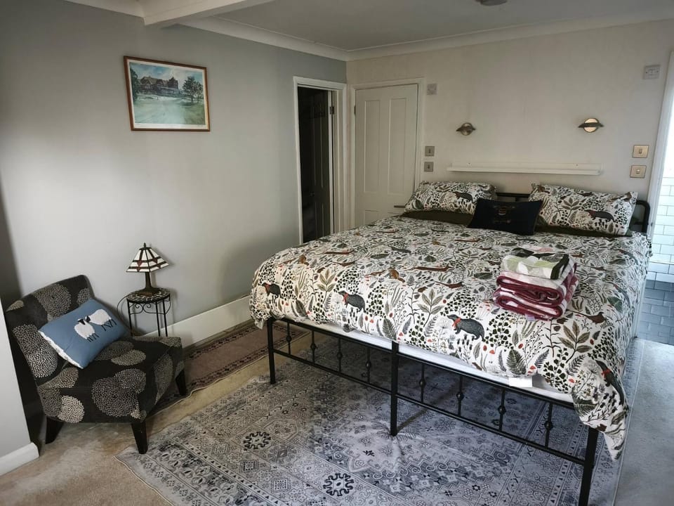Bed, Bedroom