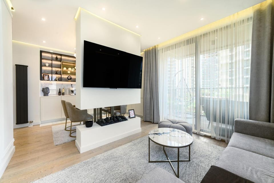 TV and multimedia, Living room, Seating area