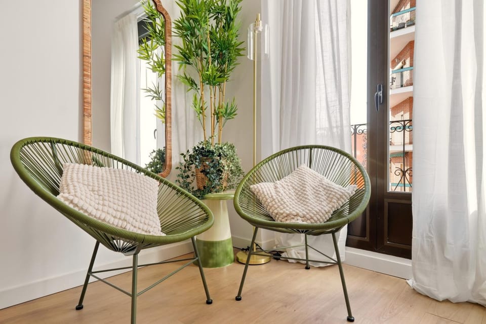 Lounge or bar