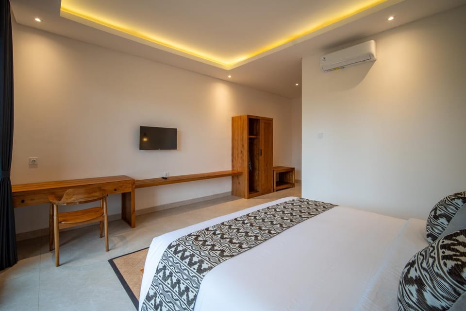 Bed, Photo of the whole room, Bedroom, air conditioner