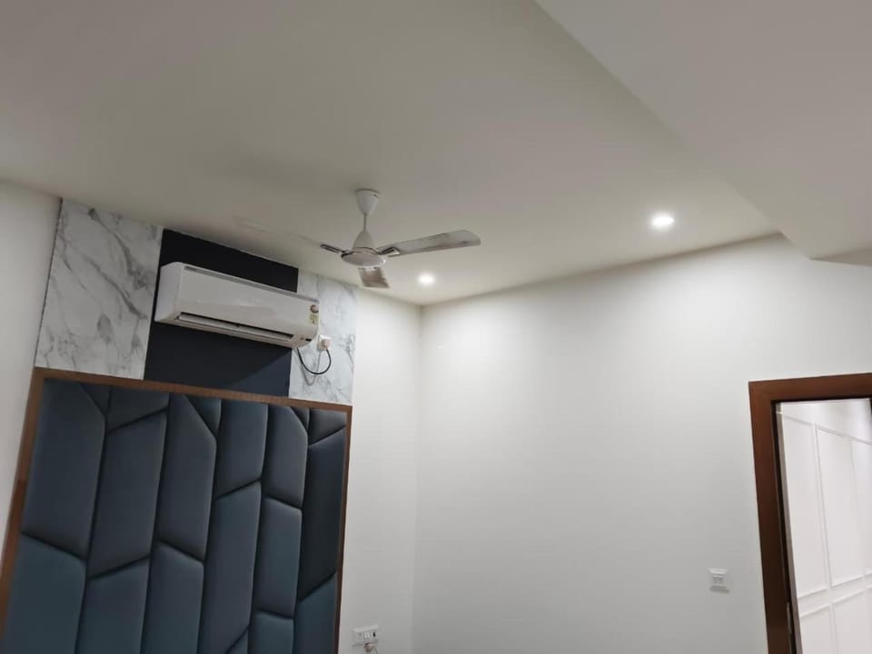 hotel apple tree Hotel in Delhi