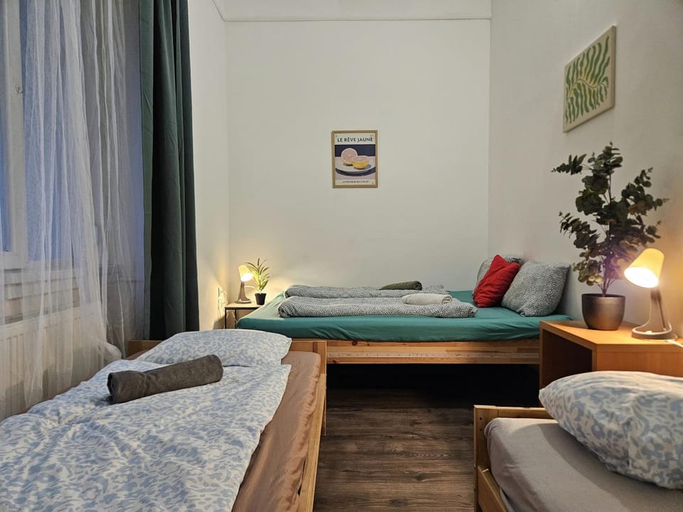 Central Stay Rooms Budapest Hostel in Budapest