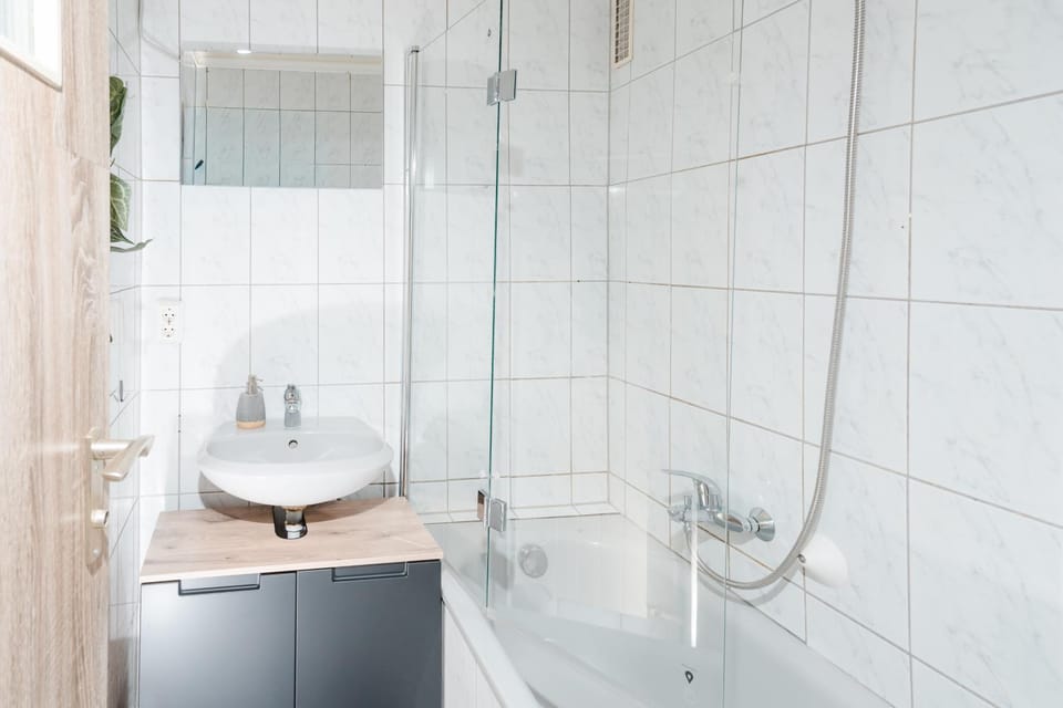 Shower, Bathroom, Bath