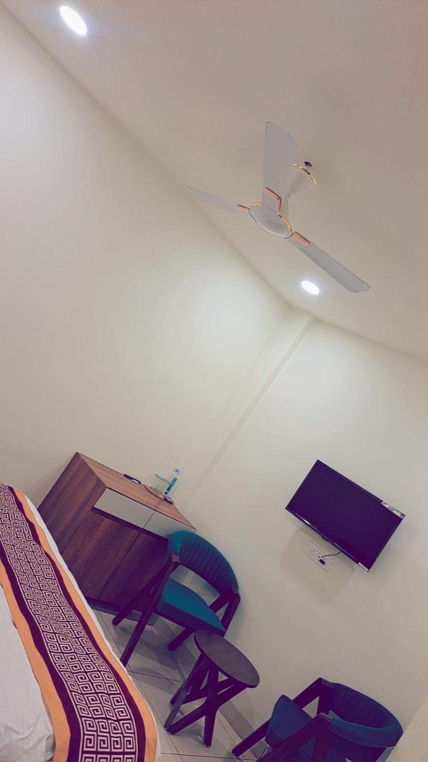 HOTEL Prithvi Ratan Hotel in Lucknow