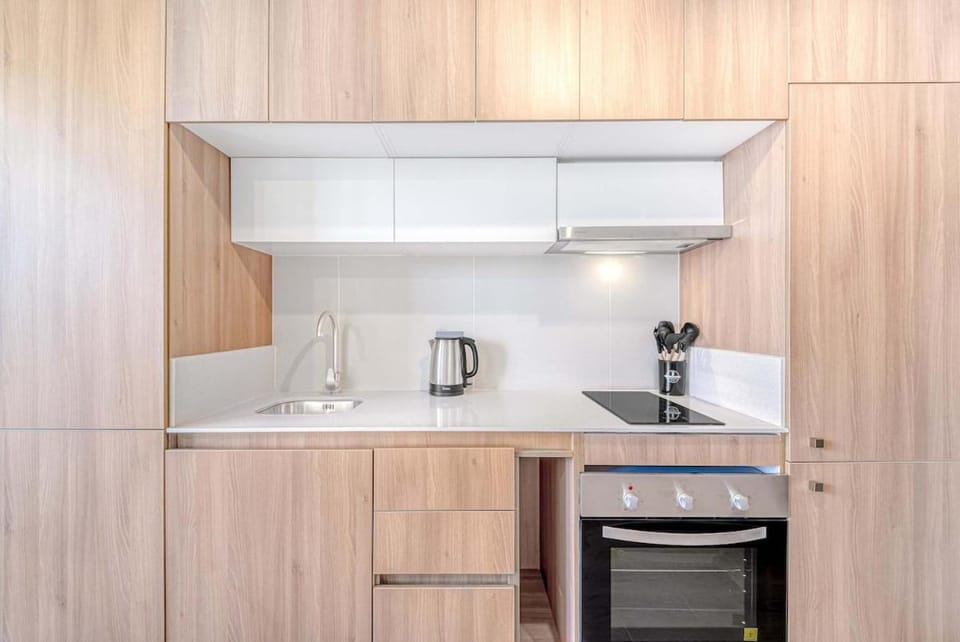 Coventry Space I 1D Wifi and AC Apartment in Las Condes