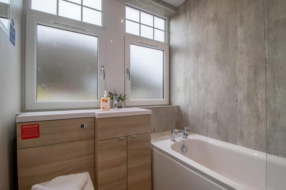 William Wallace View - 5 Bedrooms in Stirling House in Stirling