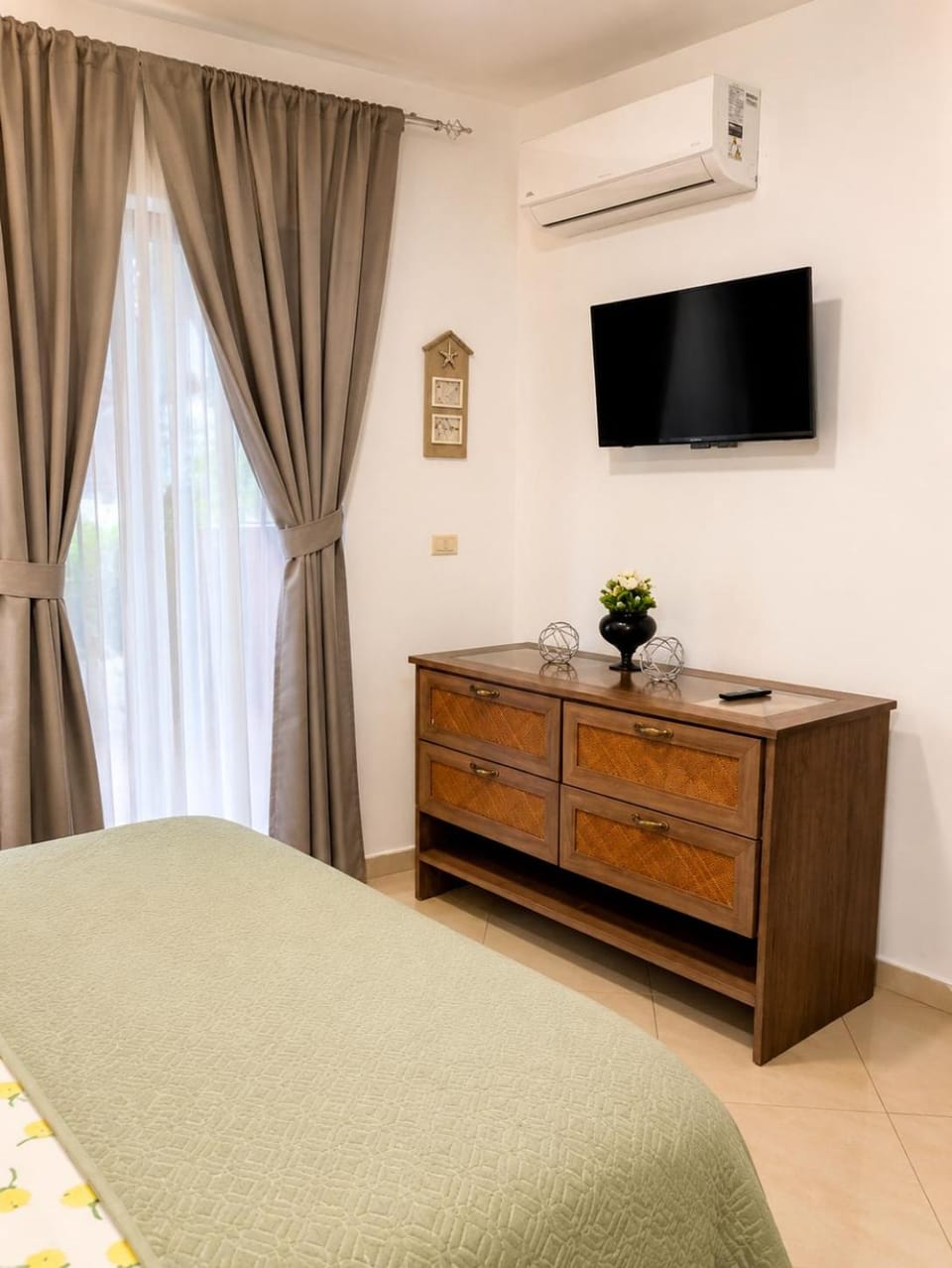 Comfort Room 3 Adults Only Vacation rental in Dominicus