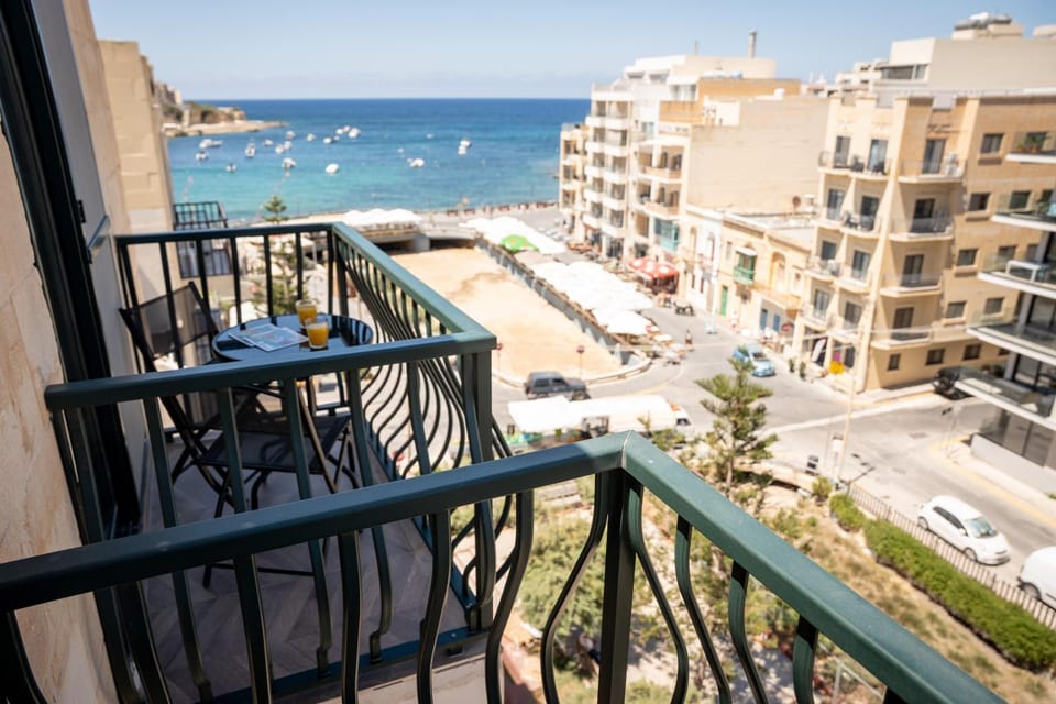 View (from property/room), Balcony/Terrace, Beach, Sea view, Location
