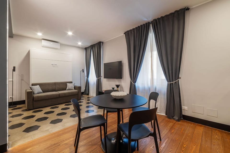 Toscana 2 - FromHometoRome Apartment in Rome