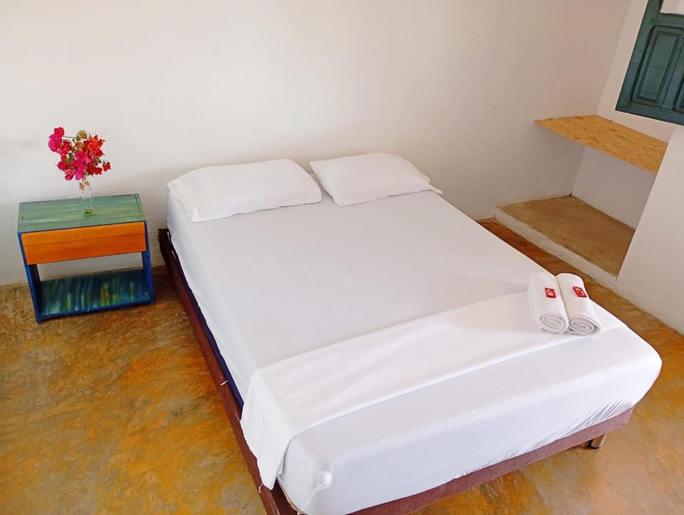 Villa Mary Hostel Bed and Breakfast in Taganga