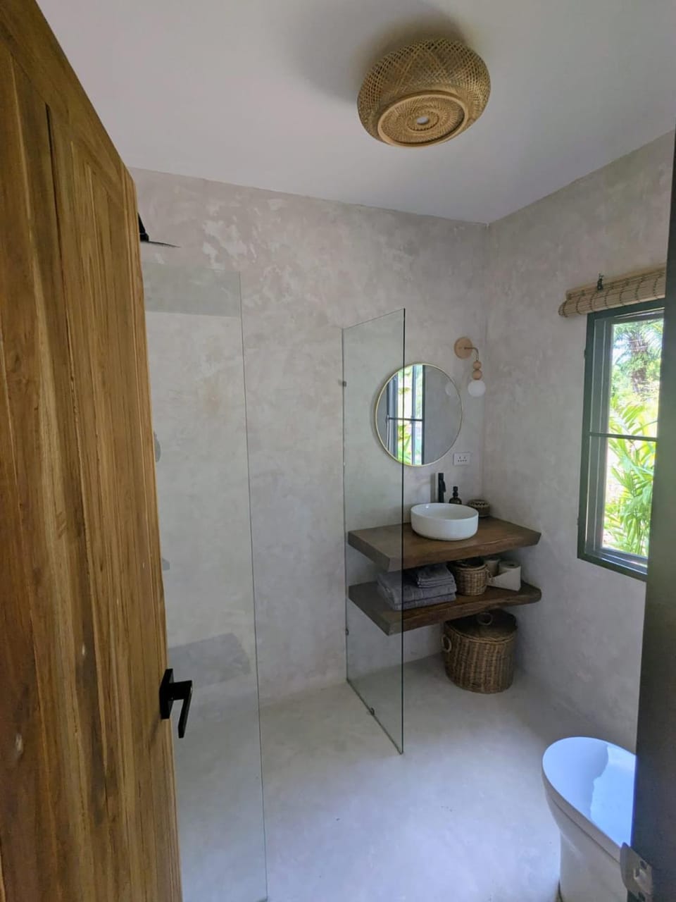 Shower, Toilet, Bathroom