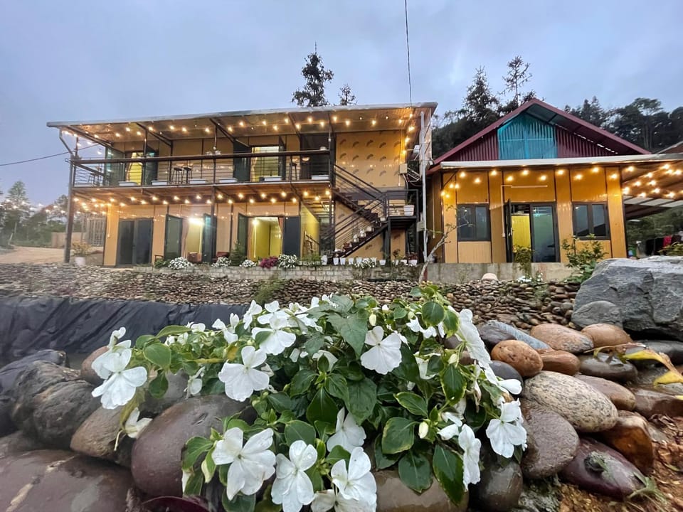 Thu Mán đỏ Homestay - Happy Farm Bắc Hà Country House in Vietnam