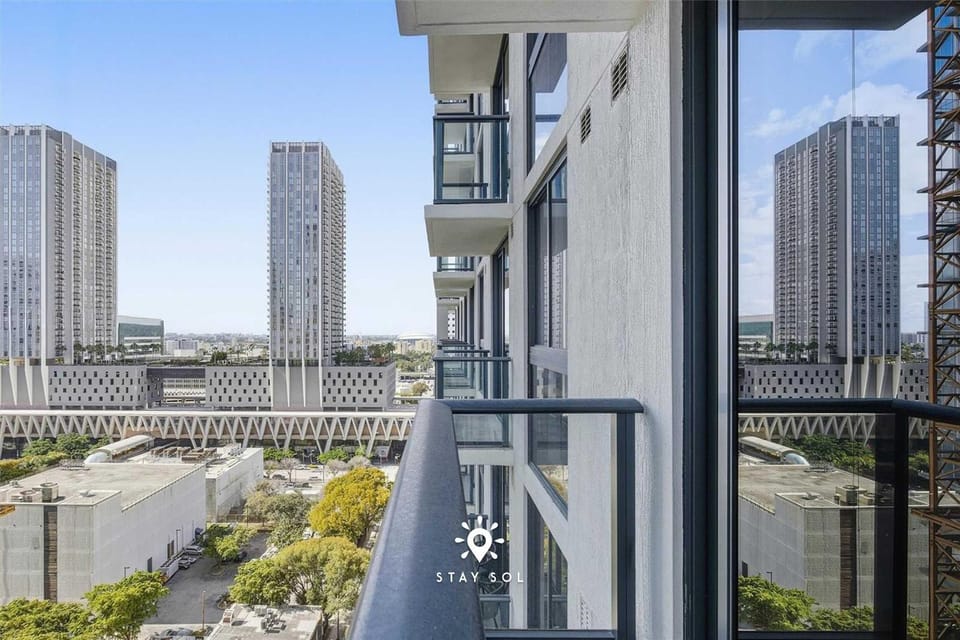 Heart of Miami Stylish Urban Studio NE 6th Apartment in Miami
