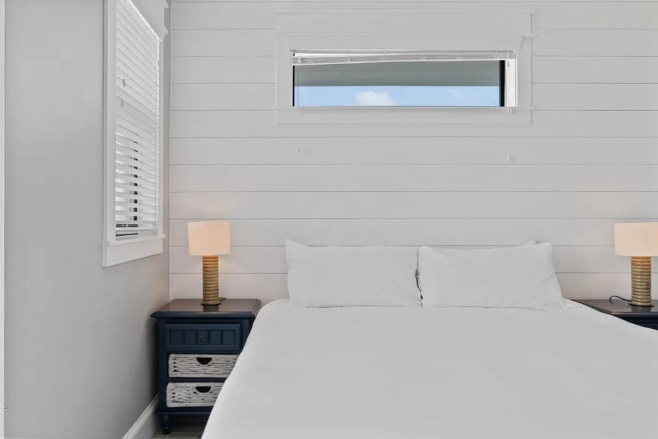 Bradenton Beach - Ocean View, Pool & Hot Tub House in Bradenton Beach