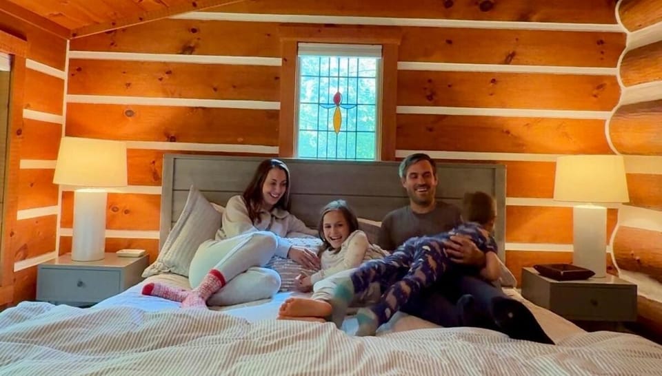 Hemlock Hill Cabin Cabin in Watauga