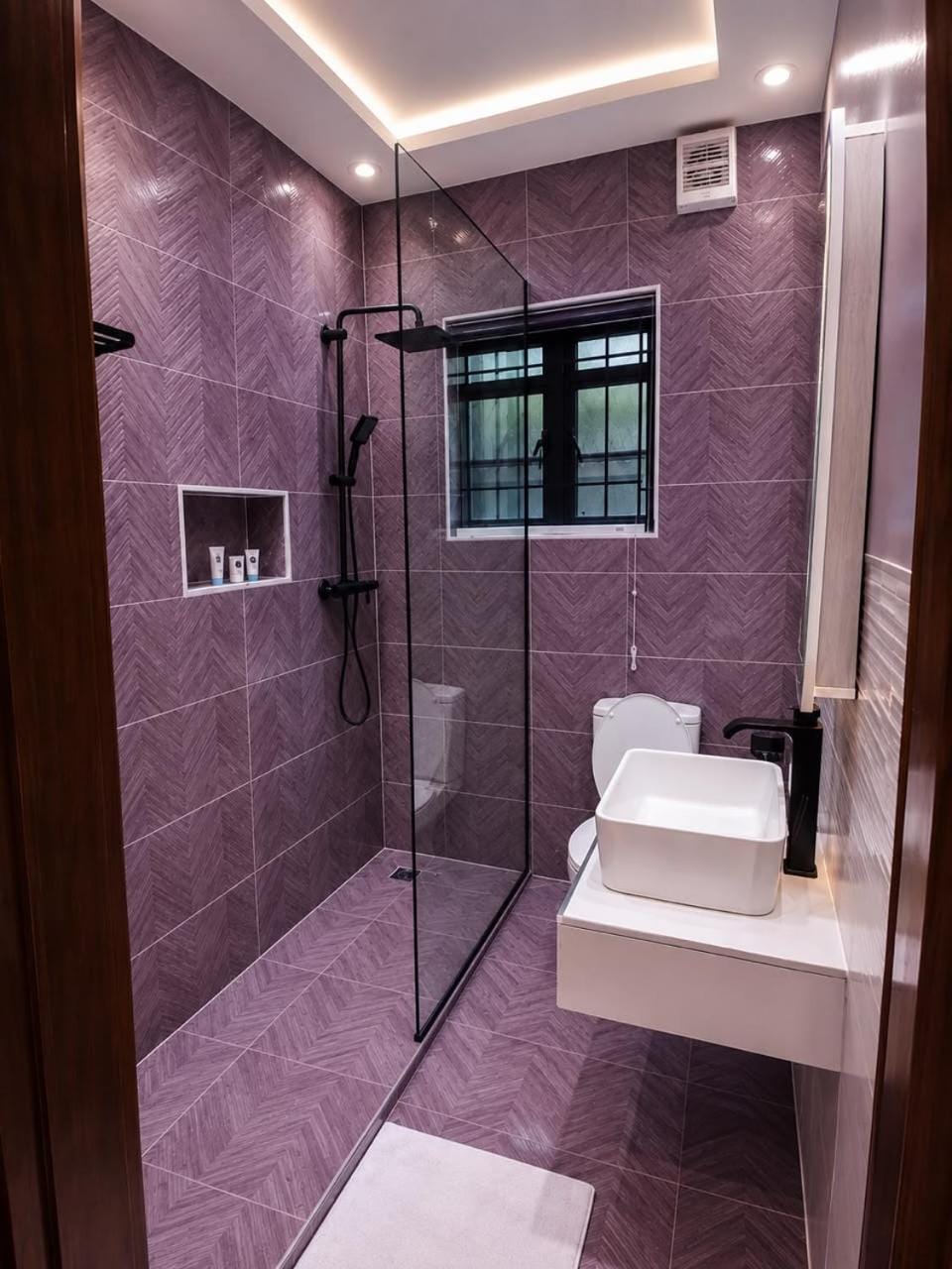 NO 5 Hotel Hotel in Lagos, Nigeria