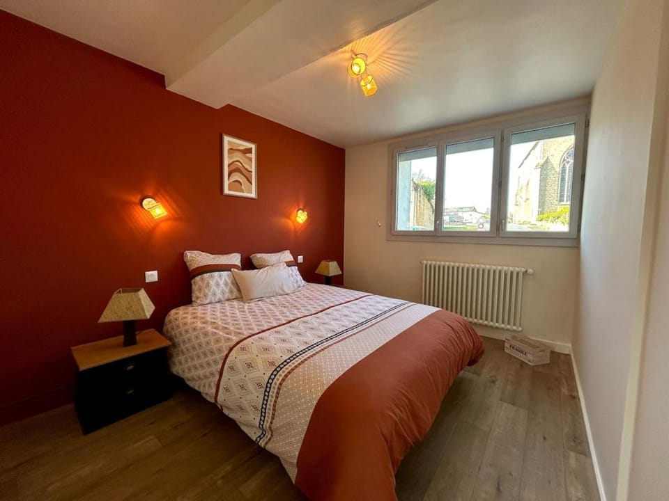 PARTHENAY, Maison 3 chambres, 8 voyageurs House in Nouvelle-Aquitaine