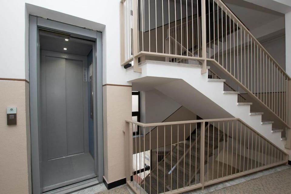 elevator