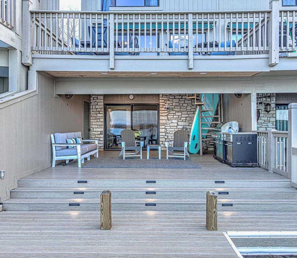 Lakefront LBJ Escape - Boat Slip & Sleeps 8 House in Lake Lyndon B Johnson