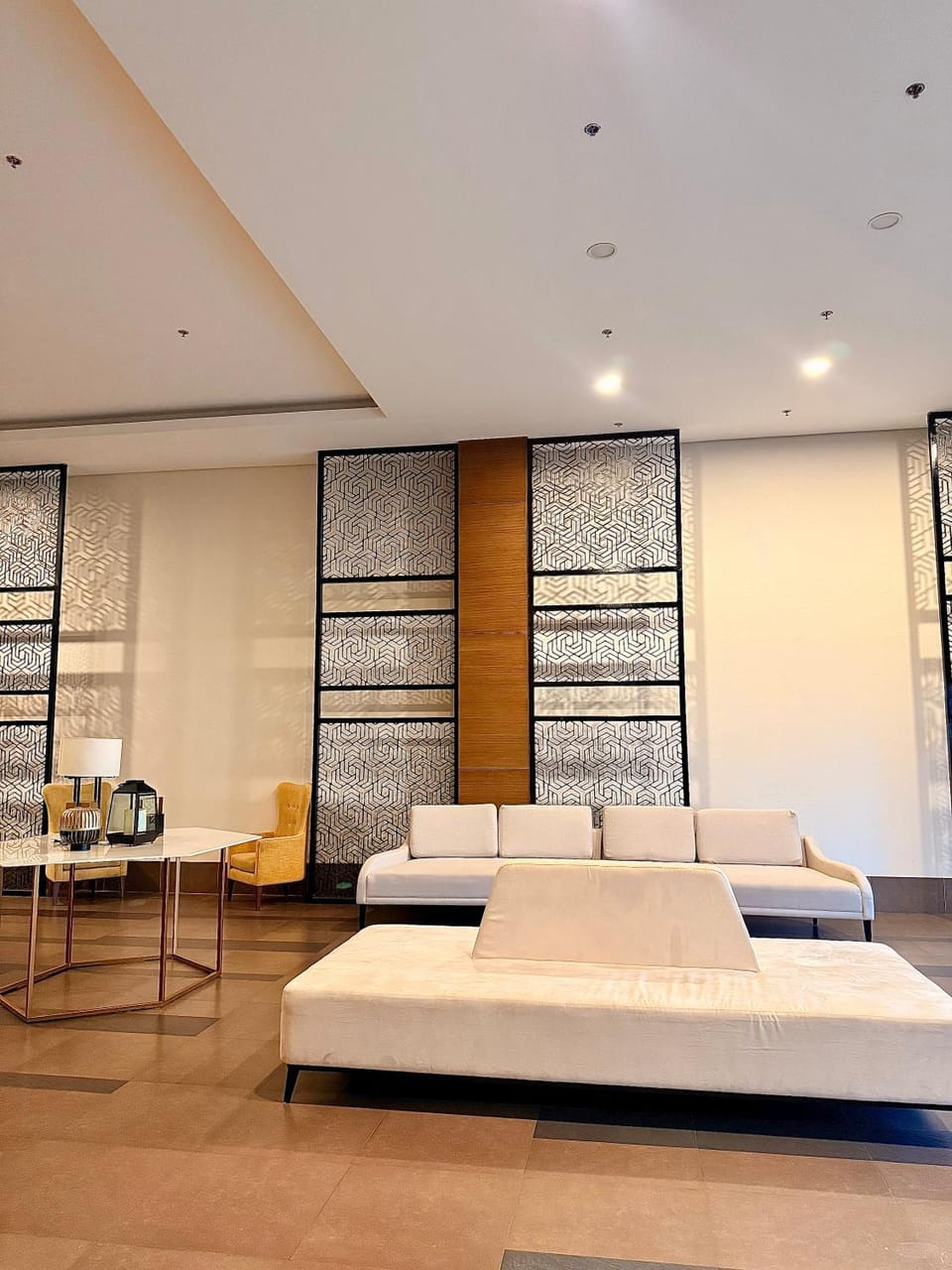 3 BRs Spacious for Family or Groups Apartment hotel in Pasay