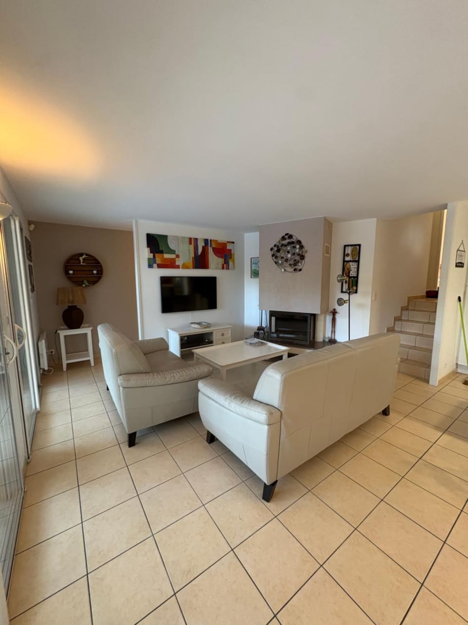 Communal lounge/ TV room, TV and multimedia, Living room