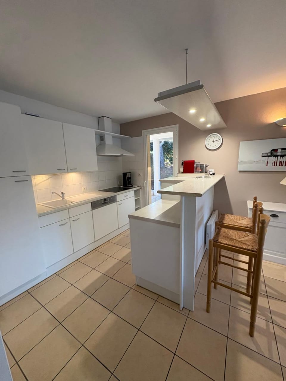 Kitchen or kitchenette, Dining area, dishwasher, minibar, oven, pet friendly, stove, toaster