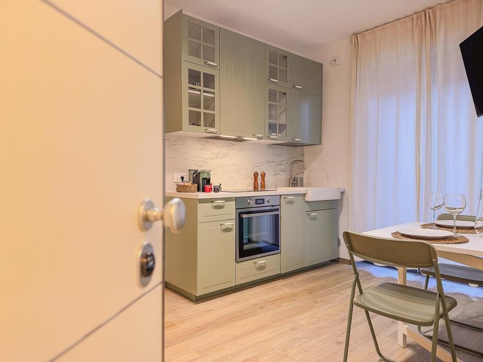 Relax e stile a Civitanova Marche by Host Hero Apartment in Civitanova Marche