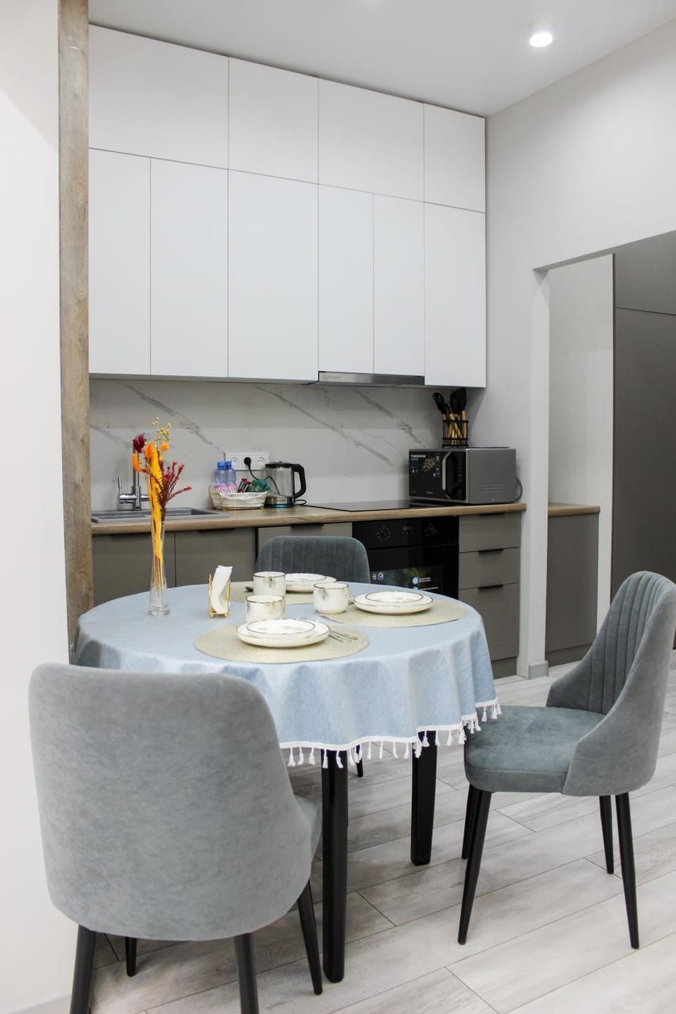 Kitchen or kitchenette, kitchen, kitchen
