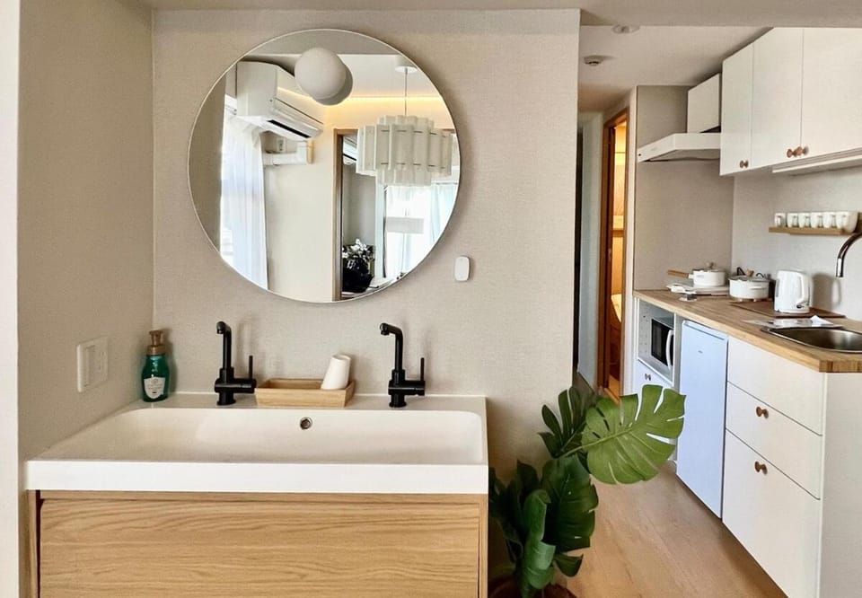Super Lux new 2 bedroom Suite Mboa Center Tokyo Max 6 Apartment in Shinjuku