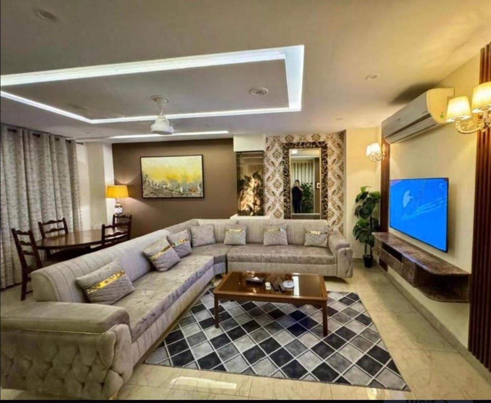 Fani properties Apartment in Lahore