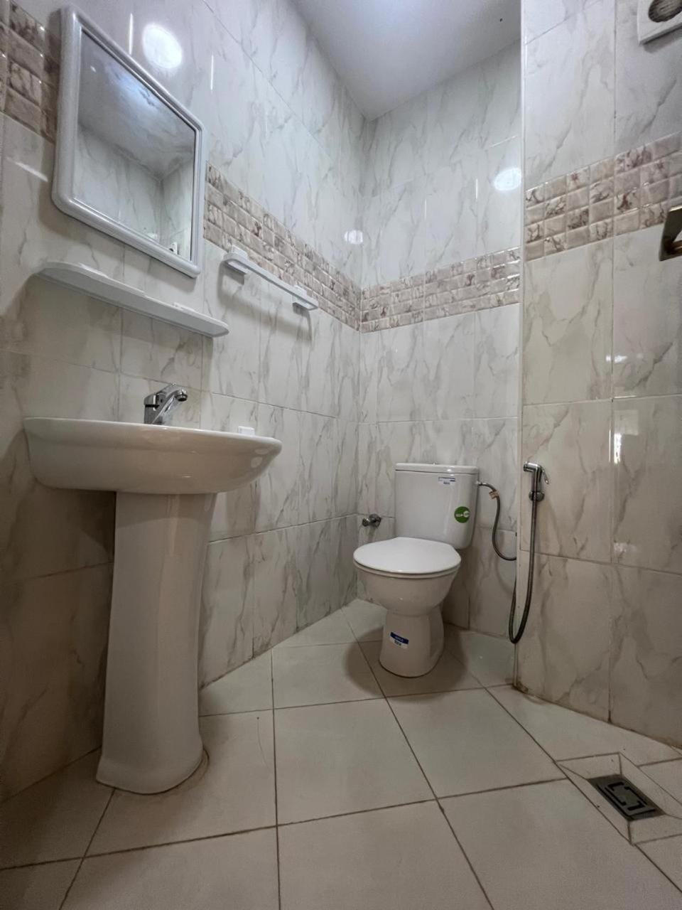 Spacieux Appartement 105m a 5 min de la Plage 3 Chambres, Garage Tanger Apartment in Tangier