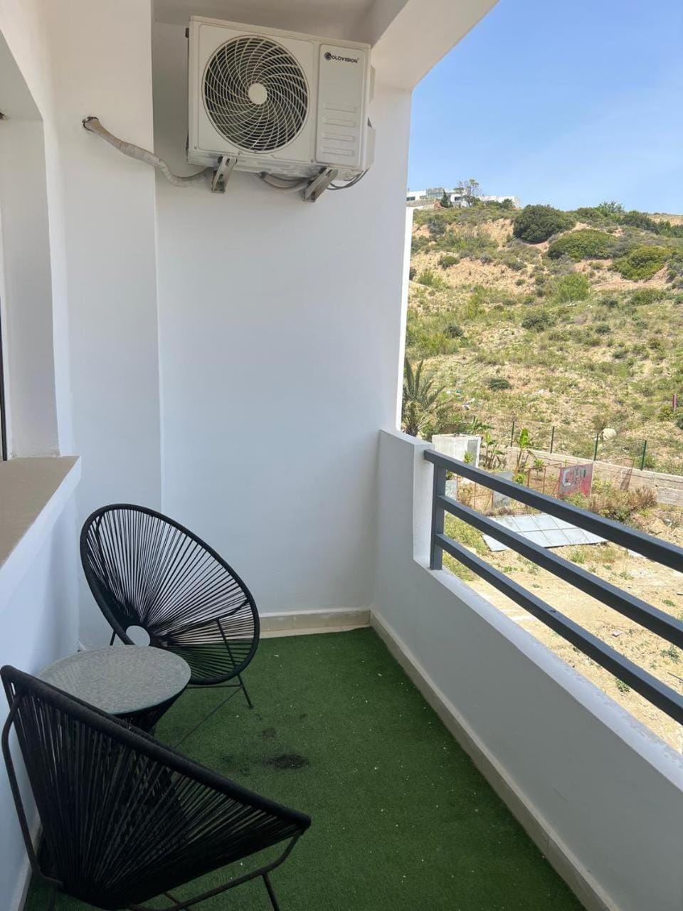 Spacieux Appartement 105m a 5 min de la Plage 3 Chambres, Garage Tanger Apartment in Tangier