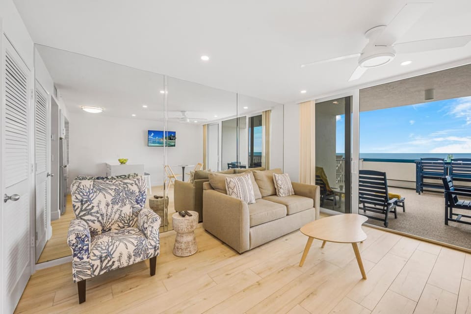 Apollo 207 House in Marco Island