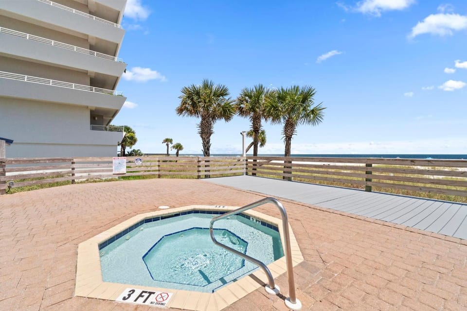 SeaSpray West 303-Gulf Front House in Ono Island