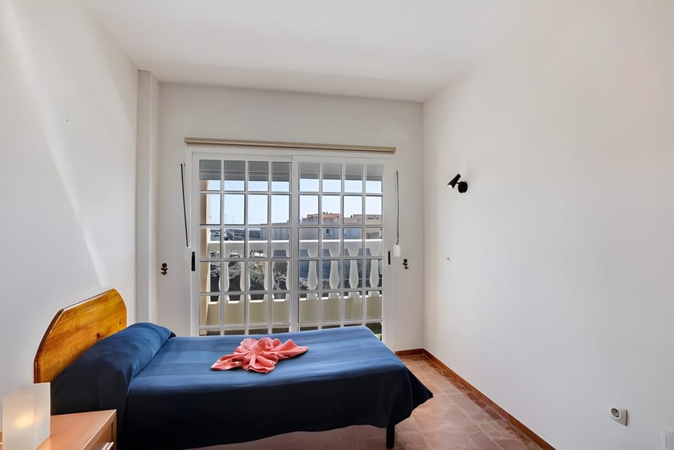 Property building, Living room, Bedroom