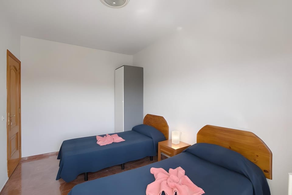 Property building, Living room, Bedroom