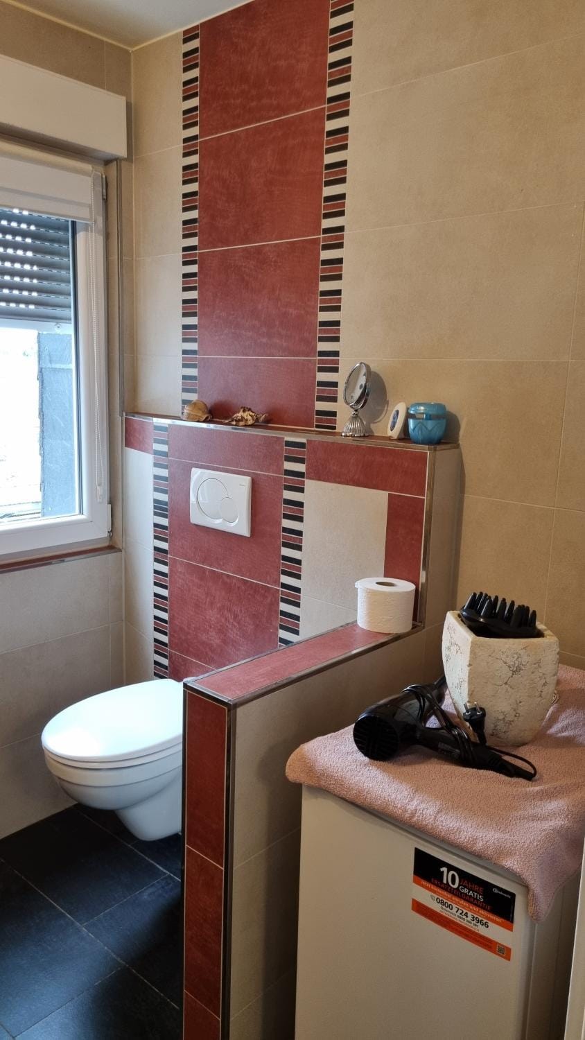 Toilet, Bathroom