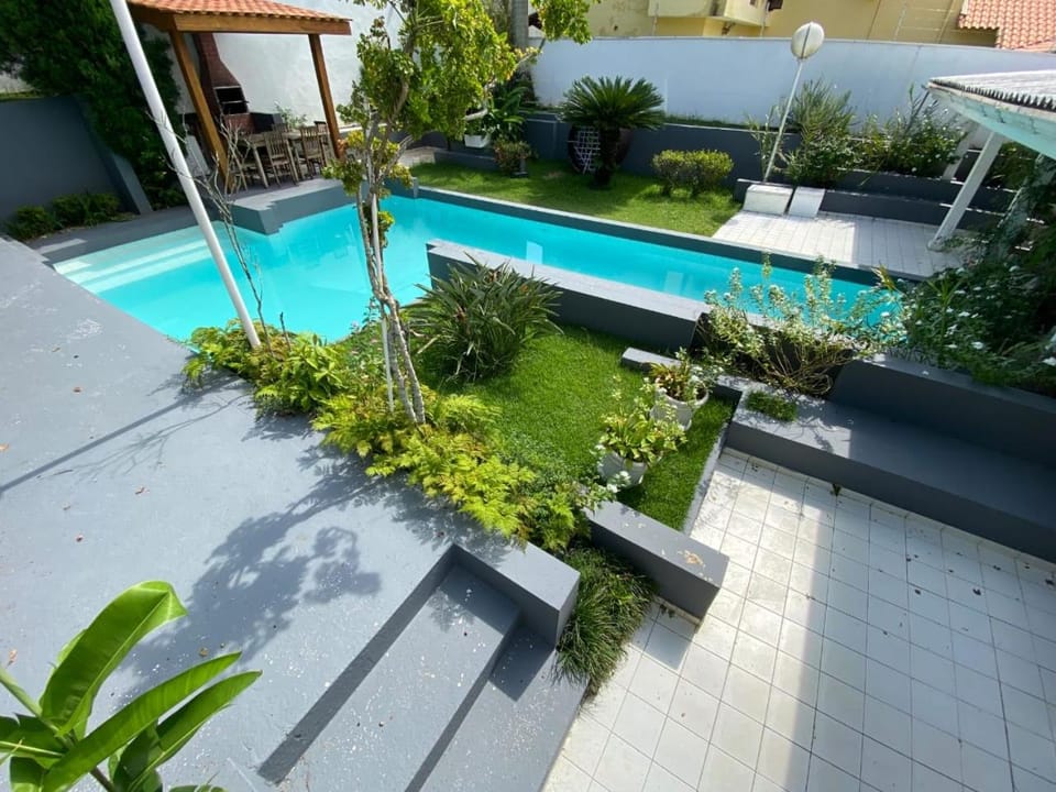BBQ facilities, Swimming pool